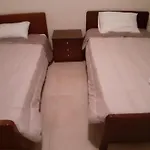 Otel Alkaeos & Larnaca