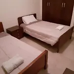Otel Alkaeos &