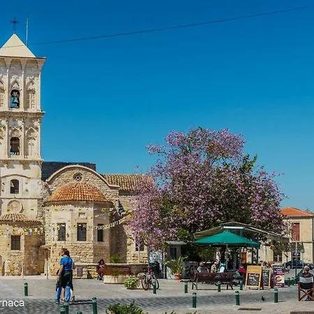 Alkaeos & Larnaca