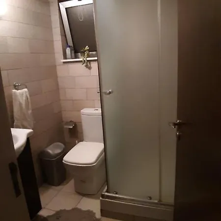Alkaeos & Homestay szállás *