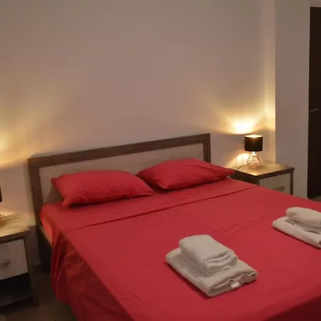 Homestay szállás Alkaeos & Lárnaka