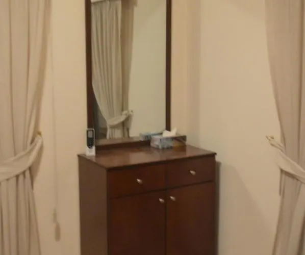 Alkaeos & Hotell Larnaca