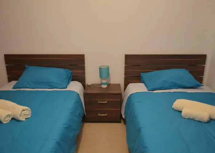 Alkaeos & Hotel Larnaca